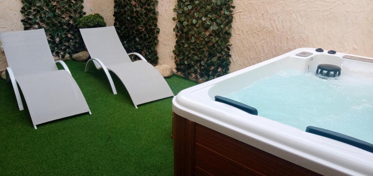 Apartamentos El Arenal Асебо Екстериор снимка