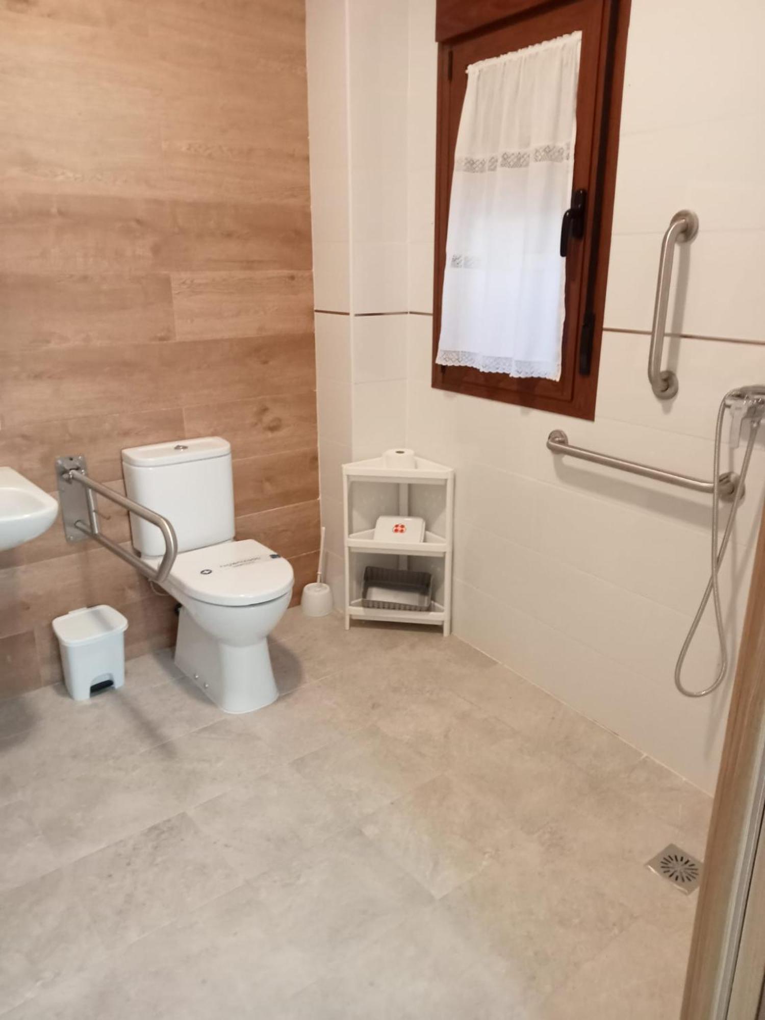 Apartamentos El Arenal Асебо Стая снимка