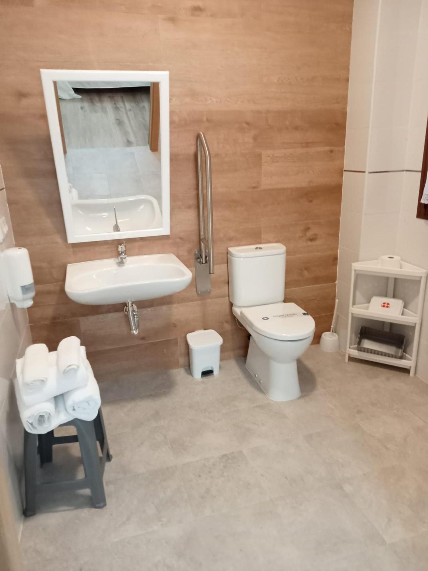 Apartamentos El Arenal Асебо Стая снимка