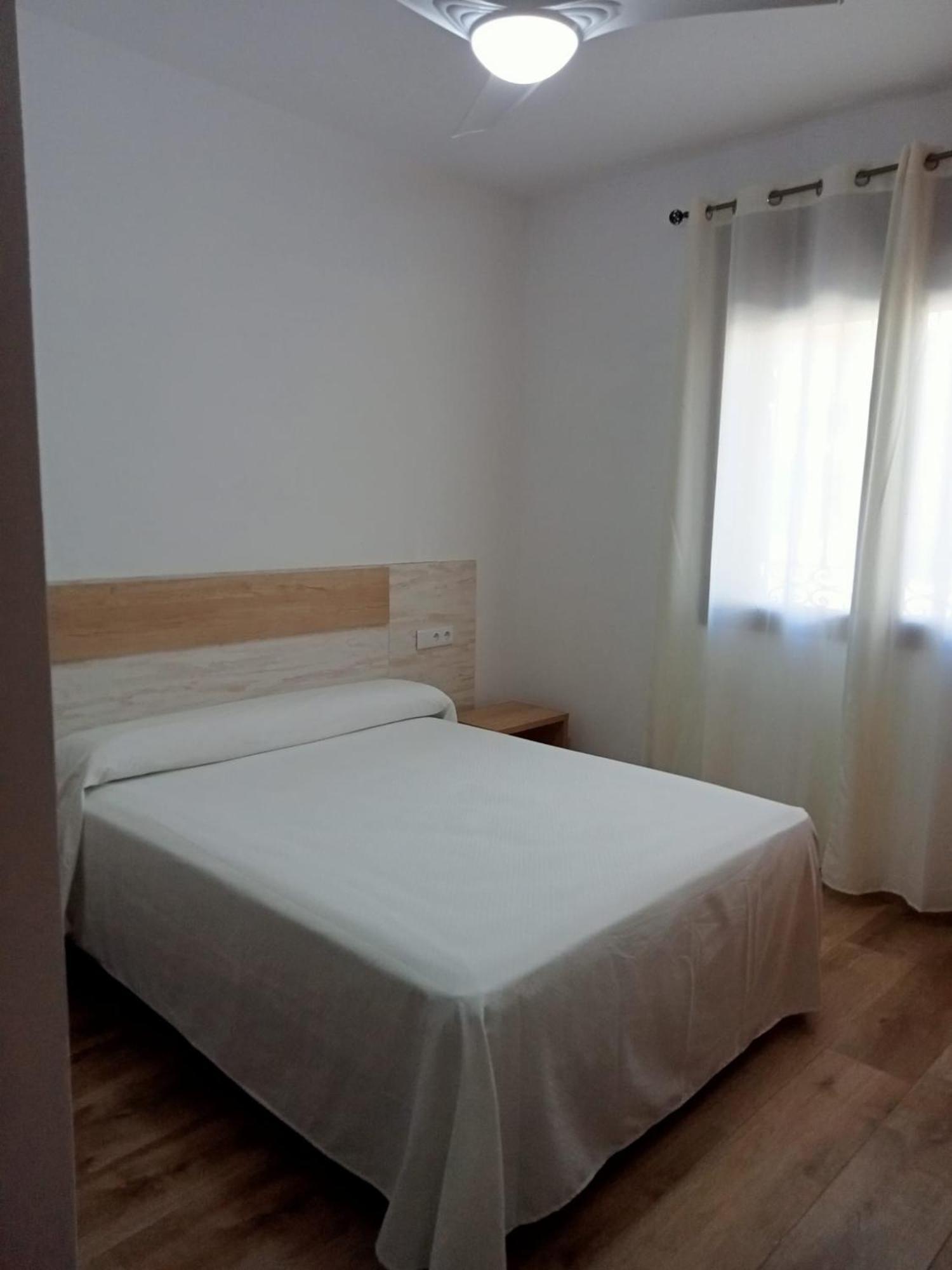 Apartamentos El Arenal Асебо Стая снимка